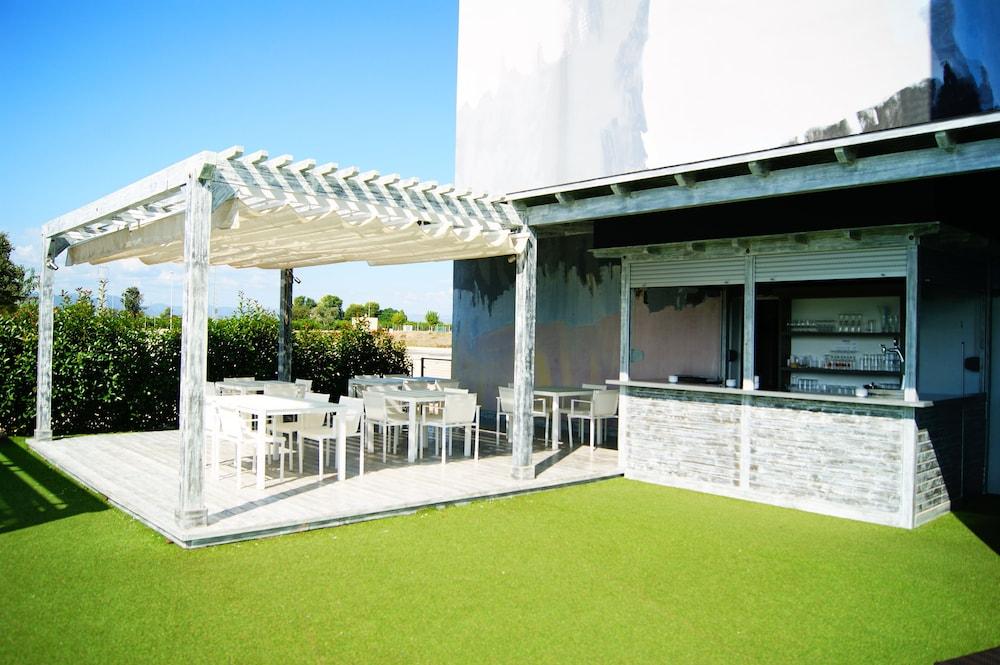 Hotel Sercotel Plana Parc Alquerias Del Nino Perdido Exterior photo