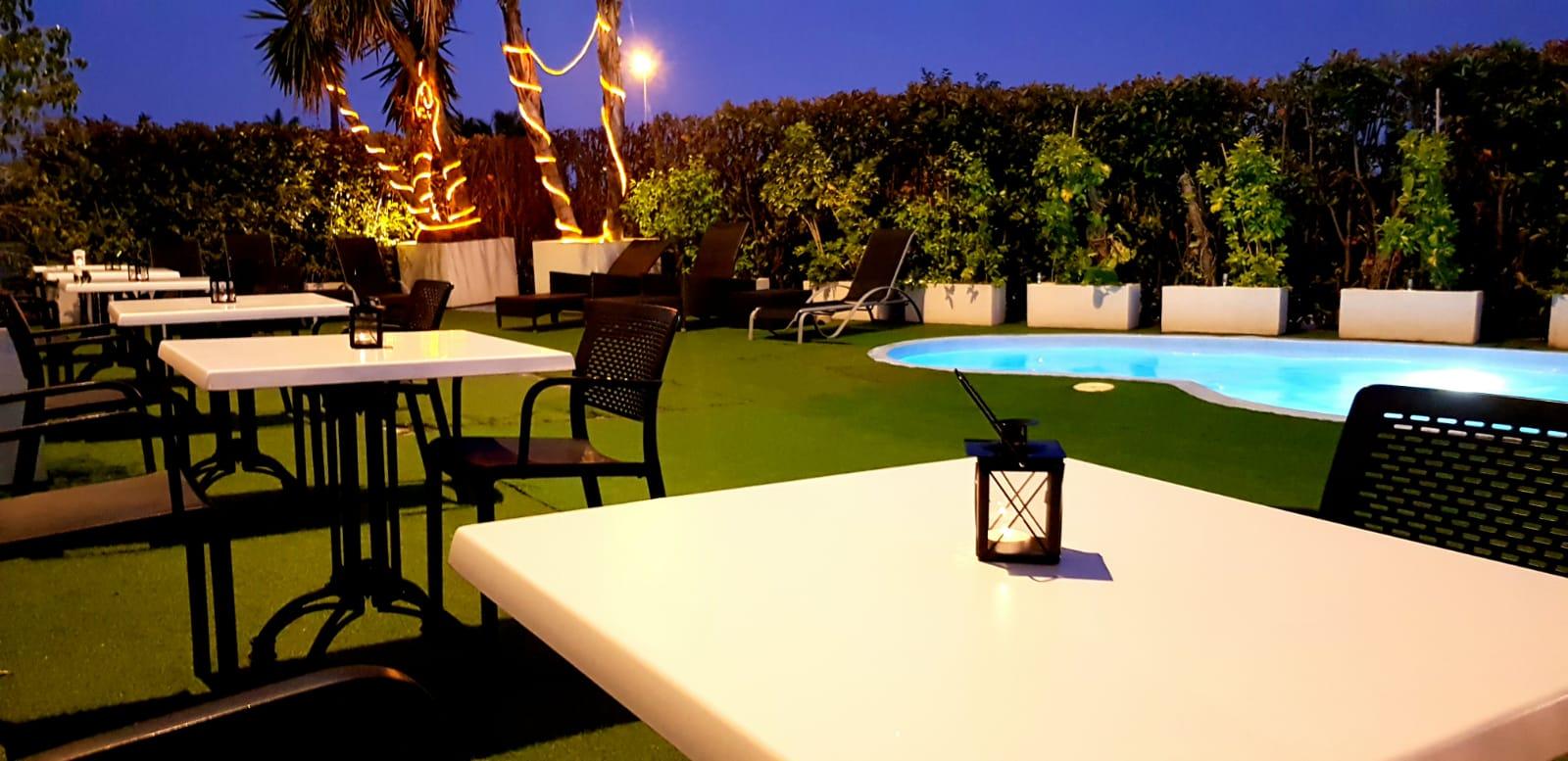 Hotel Sercotel Plana Parc Alquerias Del Nino Perdido Exterior photo